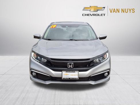 Used 2019 Honda Civic EX image 2