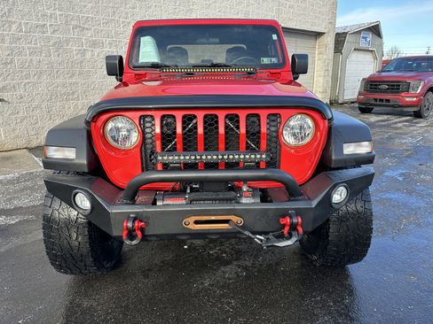 Used 2020 Jeep Gladiator Sport w/ Quick Order Package 24S image 3