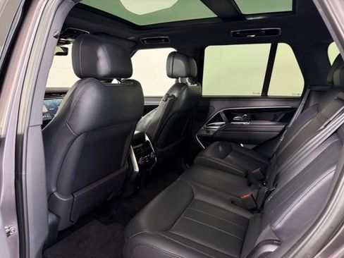 Used 2023 Land Rover Range Rover SE AWD/4WD image 25