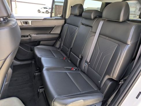 Used 2025 Hyundai Santa Fe SEL FWD image 24