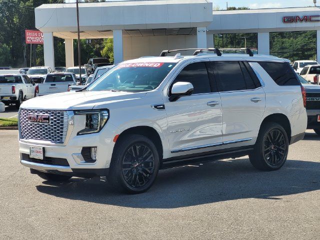 Used 2023 GMC Yukon Denali w/ Denali Reserve Package RWD image 3