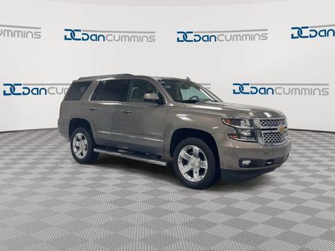Used 2017 Chevrolet Tahoe LT w/ LT Signature Package AWD/4WD image 2