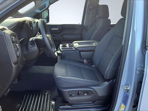 Used 2024 Chevrolet Silverado 2500 Custom w/ Custom Value Package image 23