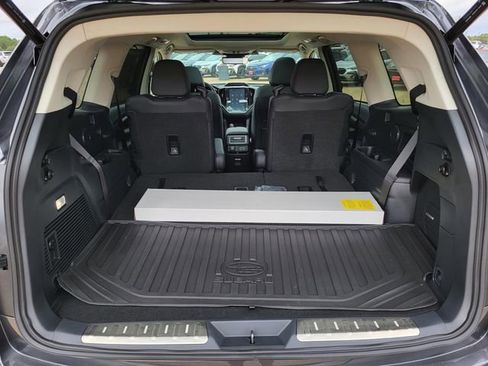 New 2025 Subaru Ascent Bronze Edition image 8