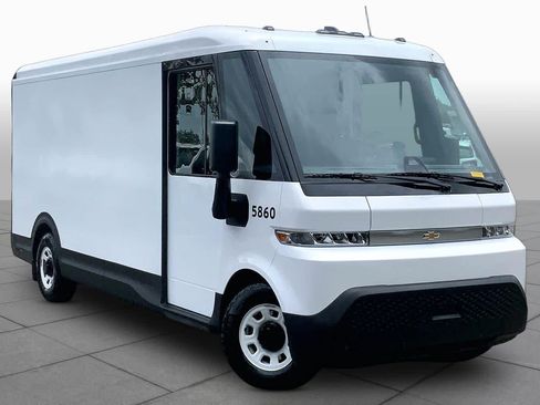 Used 2025 Chevrolet Brightdrop 600 FWD image 2