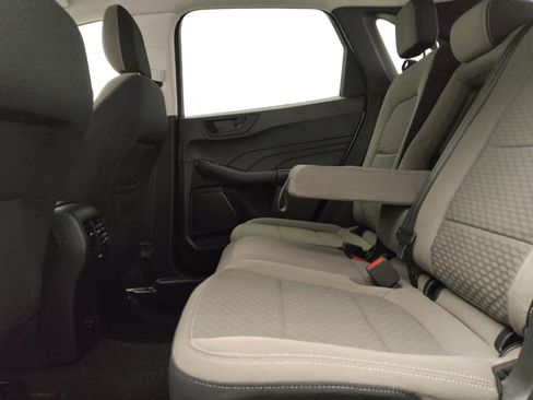 Used 2022 Ford Escape SE w/ Convenience Package FWD image 18