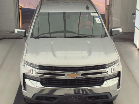 Used 2019 Chevrolet Silverado 1500 LT w/ All-Star Edition AWD/4WD image 2