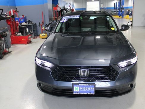 Used 2024 Honda Accord EX image 3