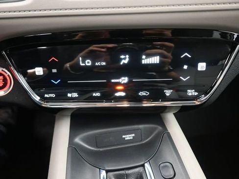 Used 2022 Honda HR-V EX image 30