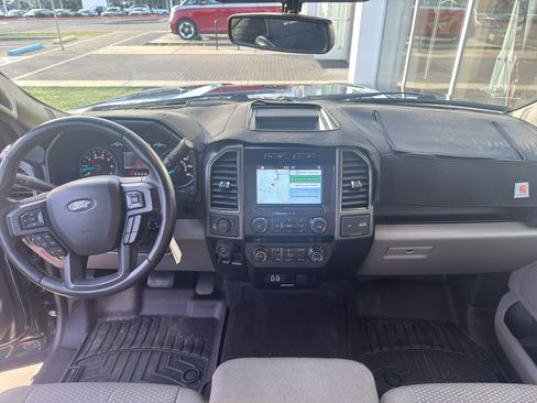 Used 2017 Ford F150 XLT w/ Equipment Group 302A Luxury image 16