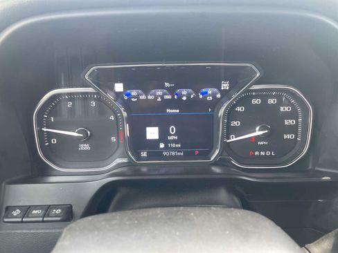 Used 2021 GMC Sierra 2500 Denali w/ Technology Package AWD/4WD image 12
