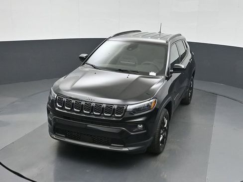 New 2026 Jeep Compass Latitude AWD/4WD image 35
