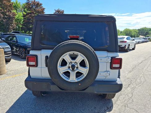 Used 2023 Jeep Wrangler Unlimited Sport AWD/4WD image 5