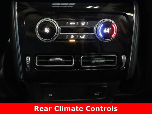 Used 2024 Lincoln Aviator 2WD w/ Premium Package image 32