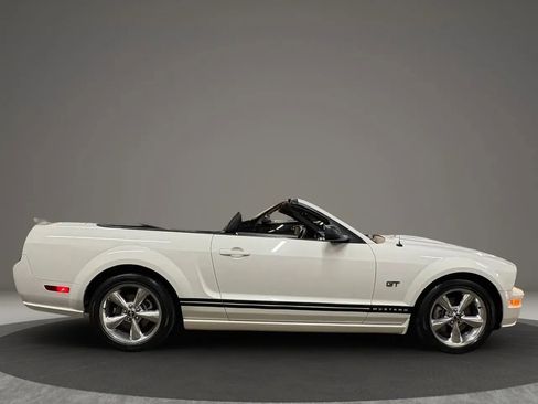 Used 2007 Ford Mustang GT image 11