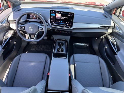 Certified 2025 Volkswagen ID.4 Pro S image 32