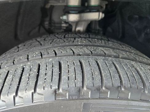 Used 2019 Porsche Cayenne image 8