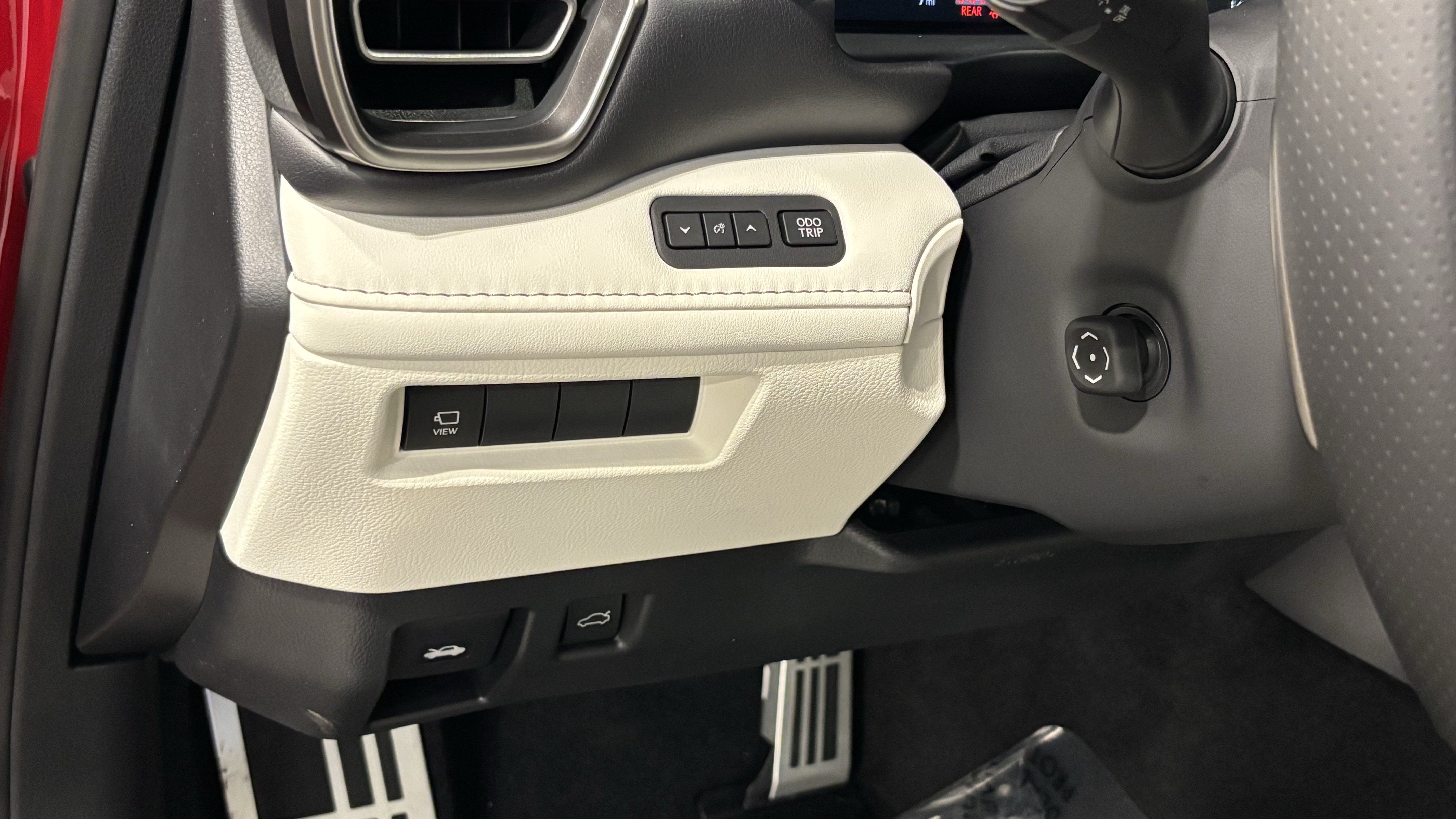 Used 2026 Lexus IS 350 F Sport w/ Technology Package RWD image 16