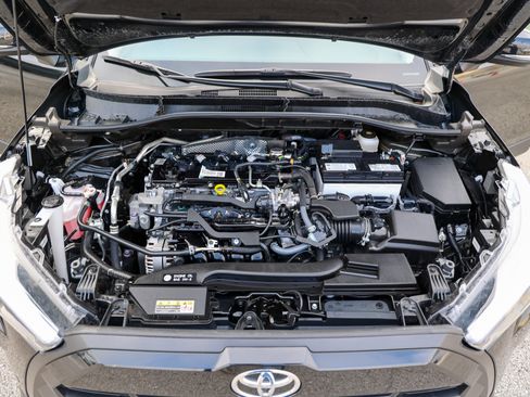 Certified 2026 Toyota Corolla Cross XLE w/ Convenience Package FWD image 15