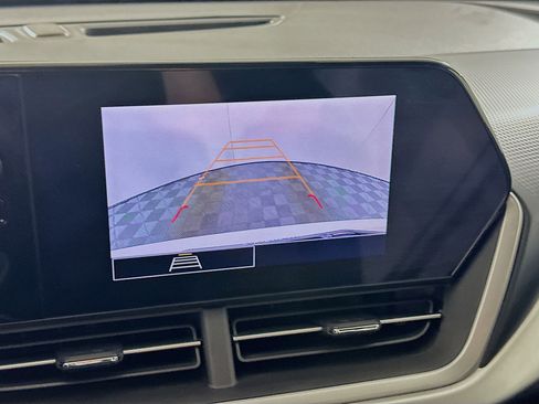 Used 2024 Chevrolet Trax RS w/ Driver Confidence Package image 22