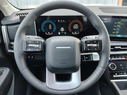 New 2026 Hyundai Santa Fe SE image 11