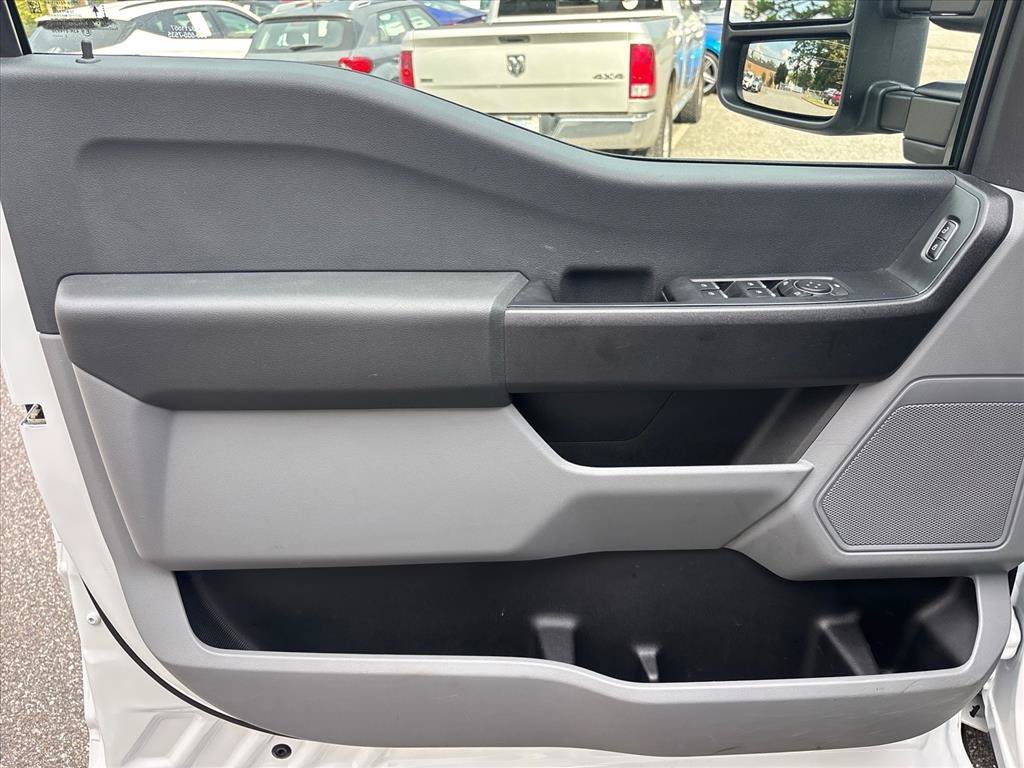 Used 2023 Ford F250 XL w/ XL Chrome Package RWD image 8