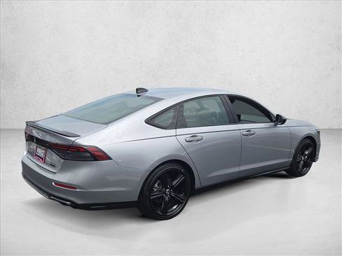 Used 2023 Honda Accord Sport image 5