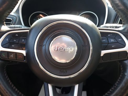 Used 2018 Jeep Compass Limited w/ Navigation Group image 20