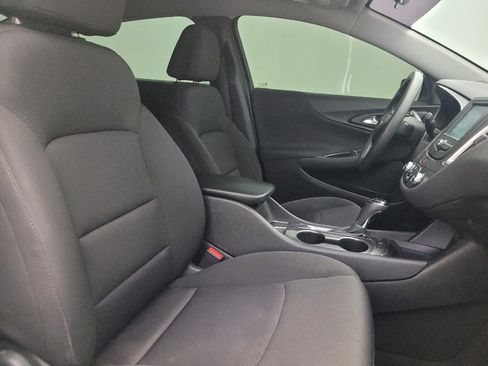 Used 2018 Chevrolet Malibu LS FWD image 21