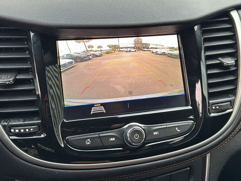 Used 2020 Chevrolet Trax LT image 34