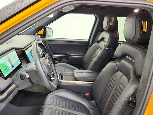 Used 2022 Rivian R1T Adventure AWD/4WD image 18