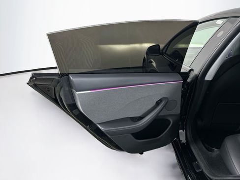 Used 2025 Tesla Model 3 Long Range RWD image 25
