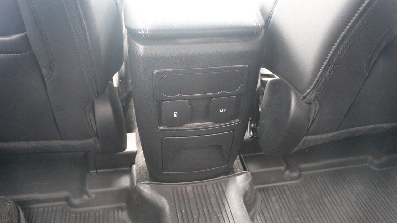 Certified 2023 Ford Explorer XLT w/ Equipment Group 202A AWD/4WD image 16
