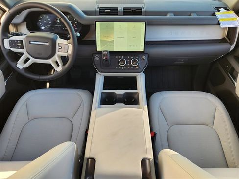 Used 2026 Land Rover Defender 110 S image 18
