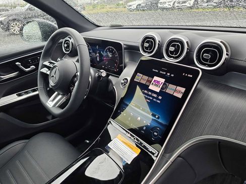 New 2026 Mercedes-Benz GLC 43 AMG 4MATIC image 10