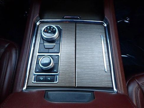 Used 2023 Ford Expedition Max Limited image 24