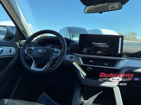 New 2026 Ford Explorer Active w/ Active Comfort Package image 9