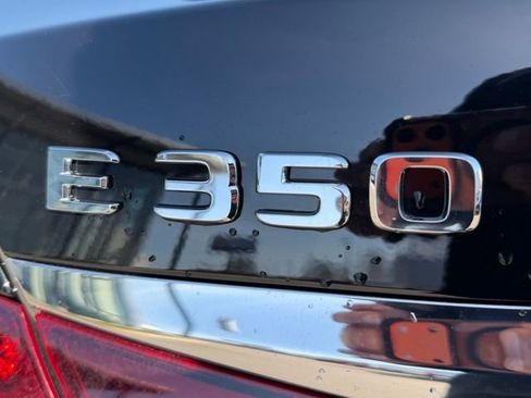 Used 2021 Mercedes-Benz E 350 4MATIC Sedan image 8