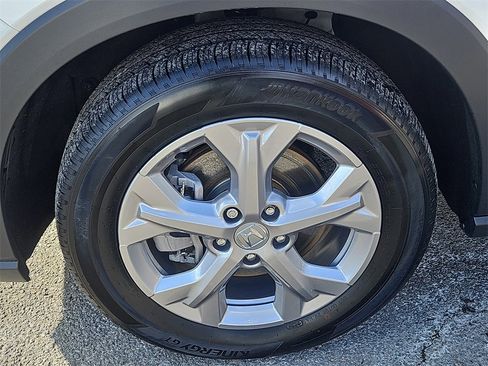 Certified 2025 Honda HR-V LX image 2