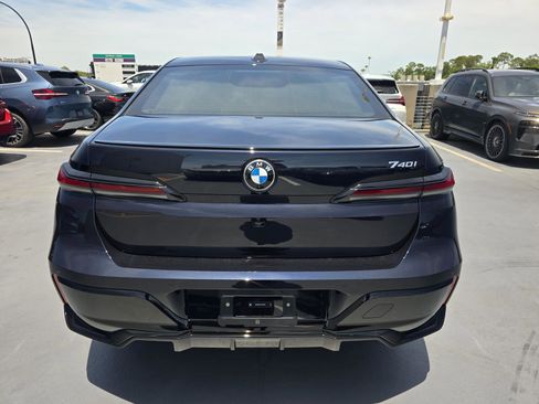 New 2026 BMW 740i RWD image 5