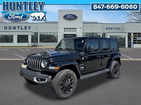 Used 2021 Jeep Wrangler Unlimited Sahara w/ Cold Weather Group AWD/4WD image 1