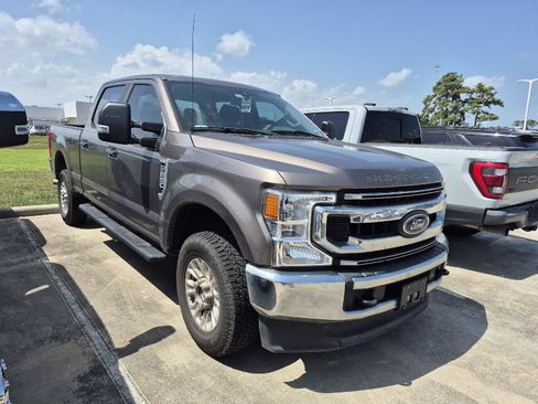 Used 2020 Ford F250 XL w/ STX Appearance Package AWD/4WD image 11