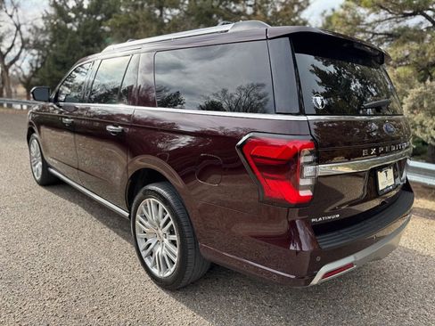 Used 2024 Ford Expedition Max Platinum image 8