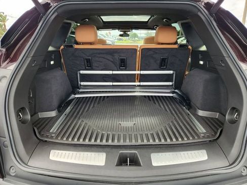 Used 2021 Cadillac XT5 Premium Luxury image 18