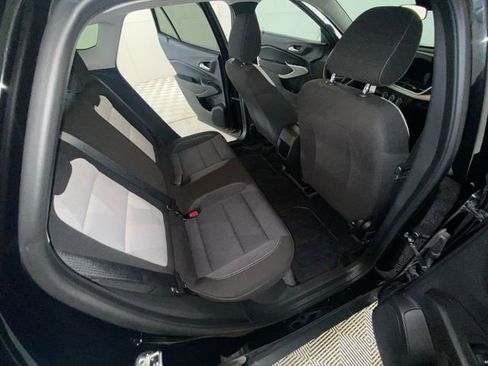 Used 2024 Chevrolet Trax LS w/ LS Convenience Package FWD image 32