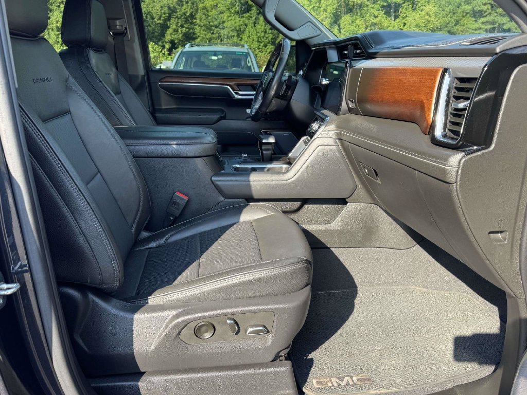 Used 2023 GMC Sierra 1500 Denali AWD/4WD image 15