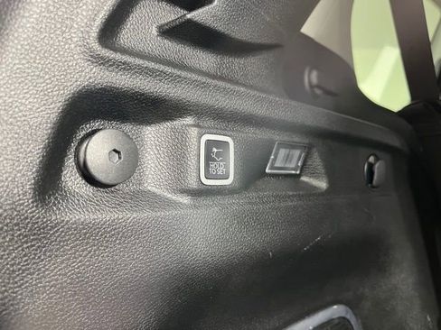 Used 2021 Jeep Grand Cherokee L Limited image 44