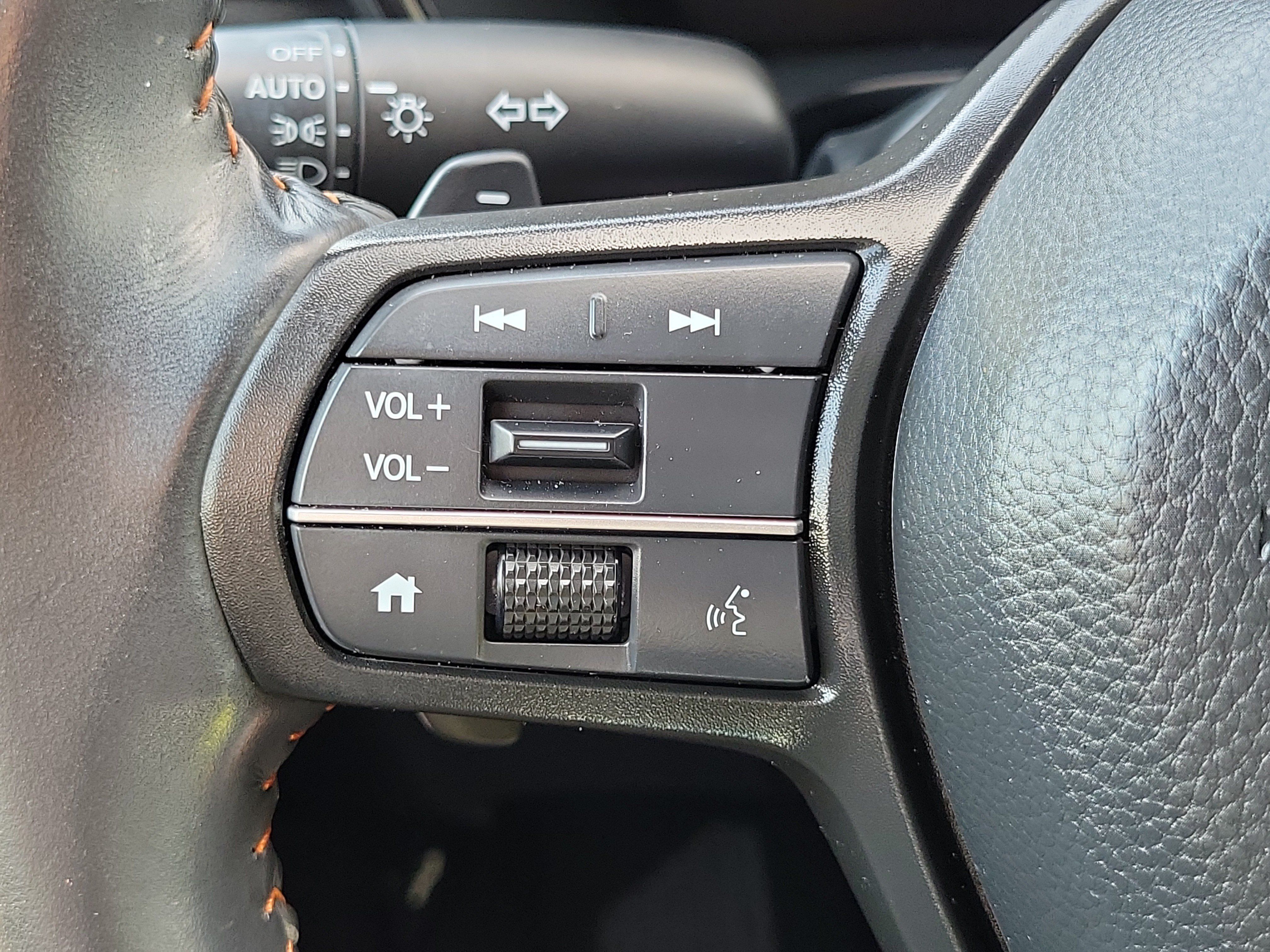 Used 2025 Honda CR-V Sport-L image 28