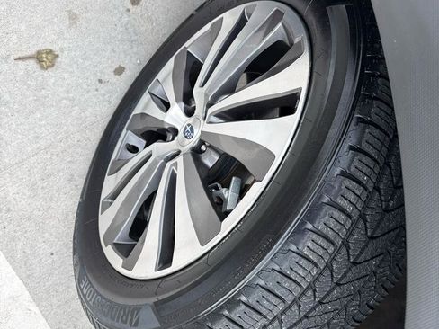 Used 2020 Subaru Ascent Touring w/ Popular Package #3 AWD/4WD image 2