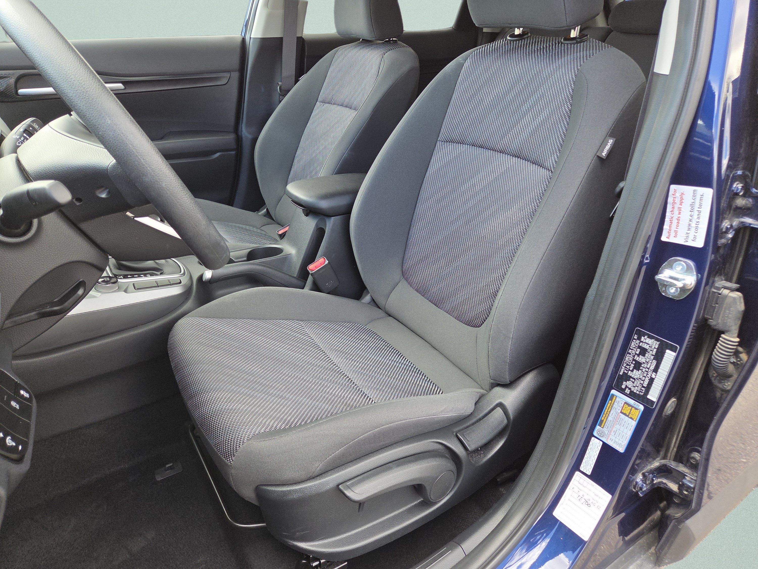 Used 2026 Kia Seltos LX AWD/4WD image 6